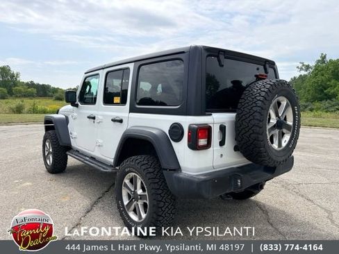 Used 2018 Jeep Wrangler Unlimited Sport S AWD/4WD image 3