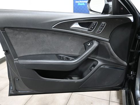 Used 2018 Audi S6 Prestige w/ S Sport Package image 7