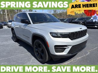Used 2023 Jeep Grand Cherokee Altitude video 1
