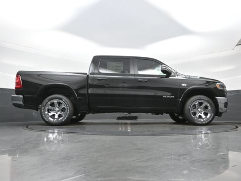 New 2026 RAM 1500 Big Horn AWD/4WD image 19