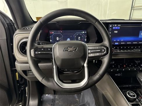 Used 2024 Chevrolet Colorado ZR2 w/ ZR2 Convenience Package III image 38