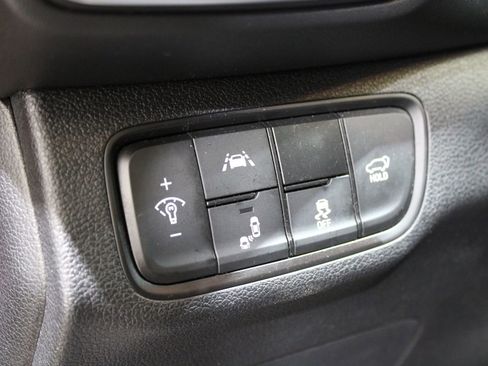 Used 2020 Hyundai Santa Fe SEL w/ Convenience Package image 21