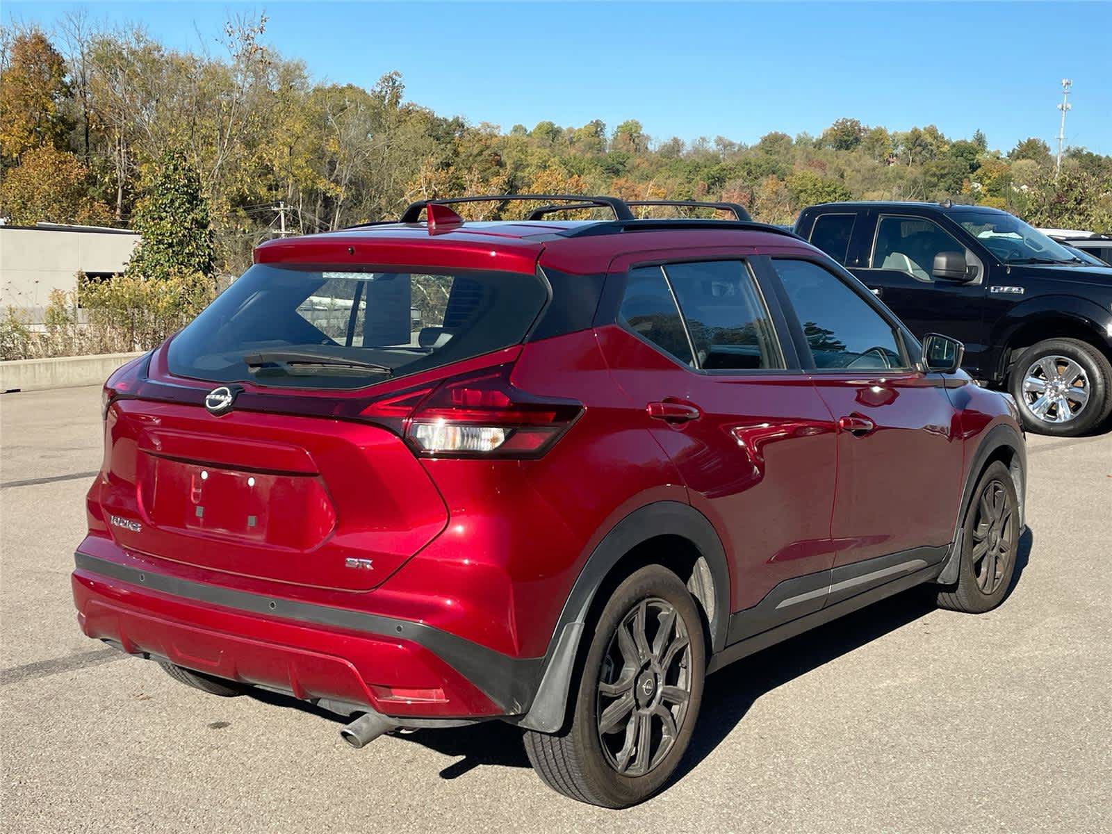 Used 2024 Nissan Kicks SR w/ SR Premium Package FWD image 5