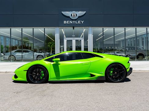 Used 2015 Lamborghini Huracan LP 610-4 AWD/4WD image 28