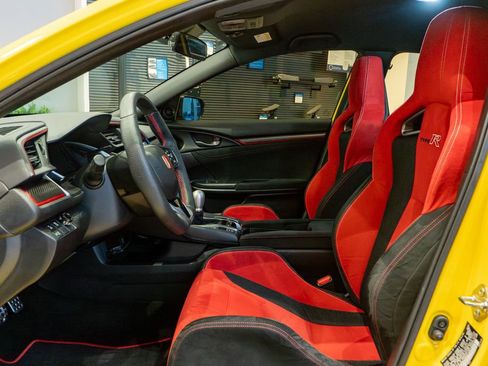 Used 2021 Honda Civic Type R Limited image 22