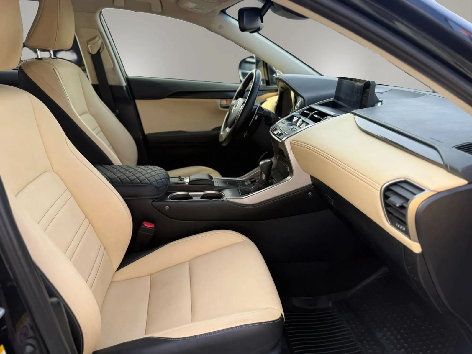 Used 2019 Lexus NX 300 FWD image 46