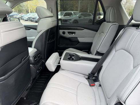 Certified 2023 Honda Pilot Elite image 13