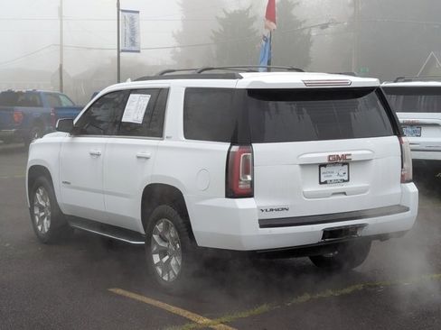 Used 2019 GMC Yukon SLT image 3