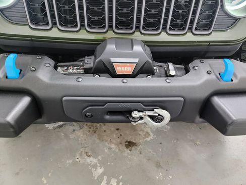 Used 2024 Jeep Wrangler Unlimited Rubicon 4xe image 39