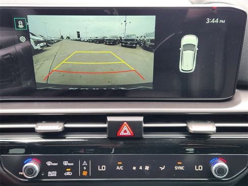 New 2026 Kia Sportage EX w/ EX Panorama Roof Package image 24