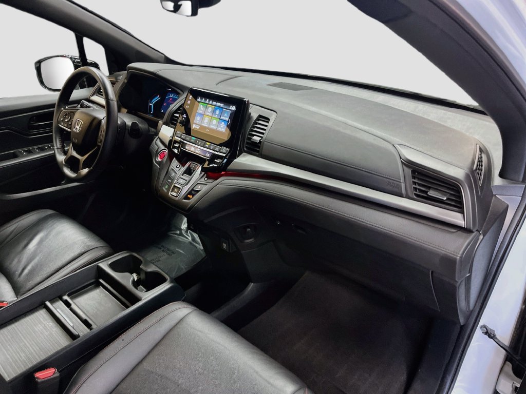 Used 2024 Honda Odyssey Sport image 30