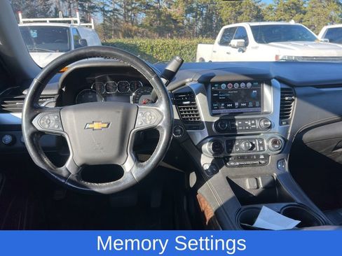 Used 2019 Chevrolet Tahoe LT image 15