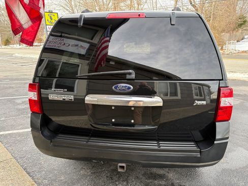 Used 2010 Ford Expedition EL XLT image 5