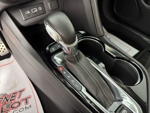 Used 2023 Buick Encore GX Select w/ Sport Touring Package image 22