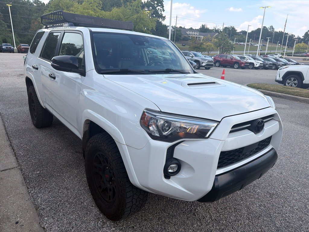 Used 2021 Toyota 4Runner Venture w/ Moonroof Package AWD/4WD image 4