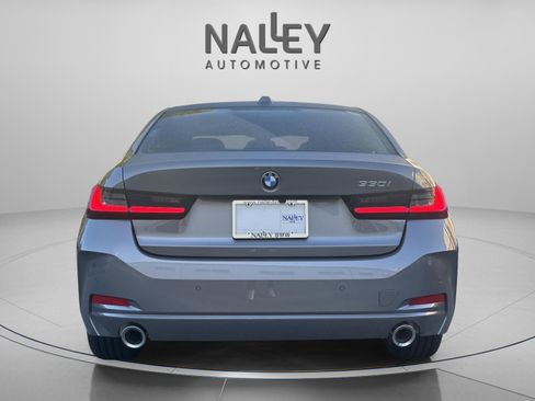 Used 2026 BMW 330i Sedan w/ Premium Package image 4