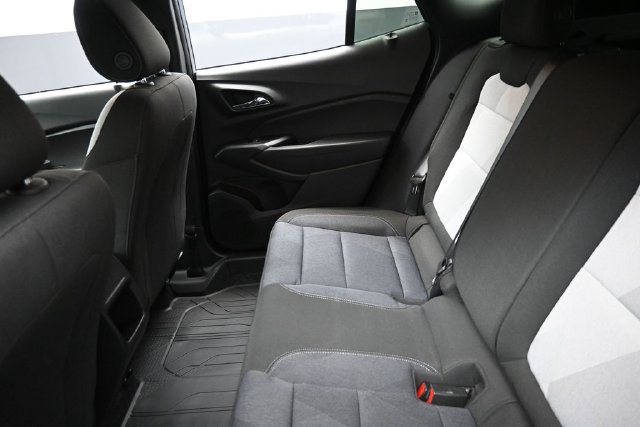 Used 2024 Chevrolet Trax RS w/ Driver Confidence Package FWD image 22