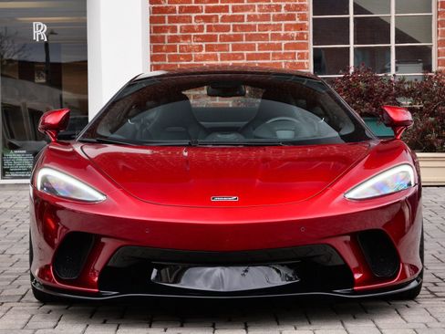 Used 2022 McLaren GT image 2