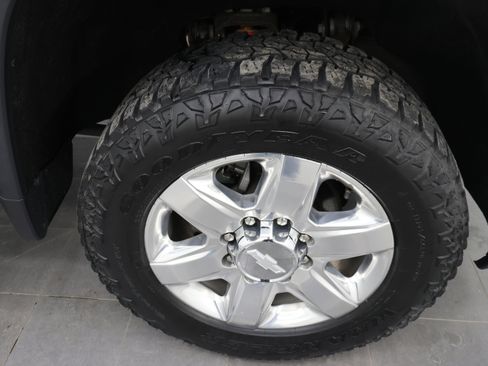 Used 2020 Chevrolet Silverado 3500 LTZ w/ LTZ Plus Package AWD/4WD image 3