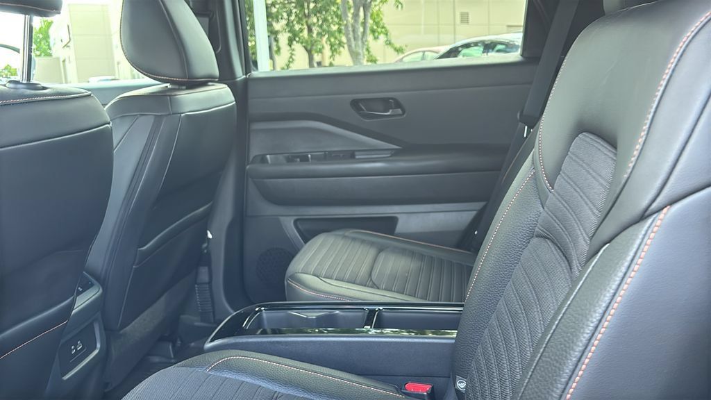 Used 2024 Nissan Pathfinder Rock Creek AWD/4WD image 28