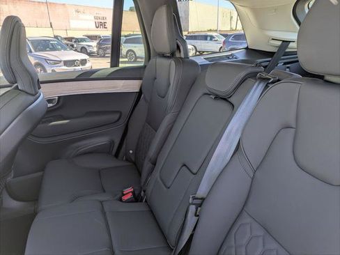 Used 2025 Volvo XC90 B6 Plus w/ Protection Package Premier image 25
