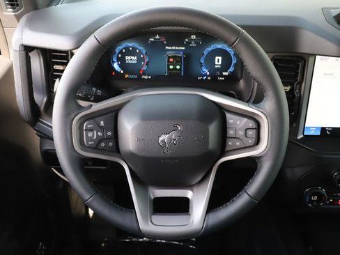 New 2026 Ford Bronco Badlands AWD/4WD image 24