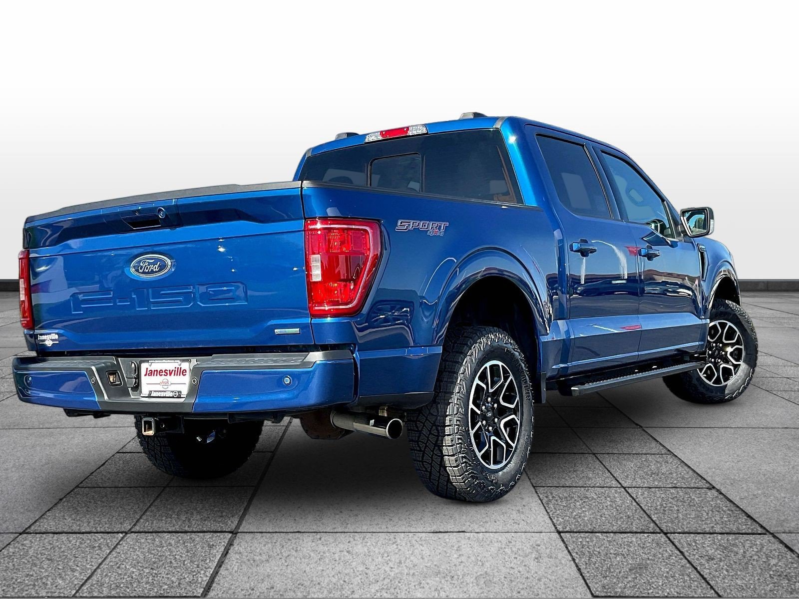 Used 2023 Ford F150 XLT w/ Equipment Group 302A High AWD/4WD image 7