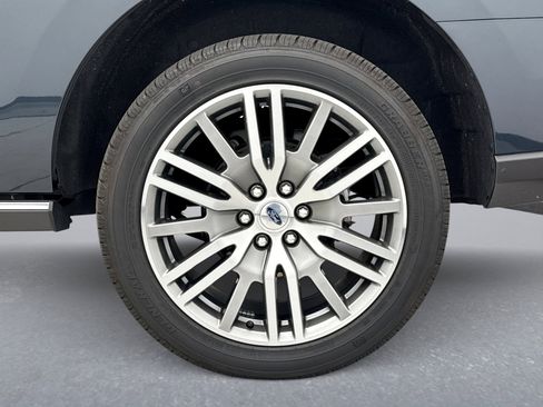 Used 2022 Ford Expedition Limited image 29