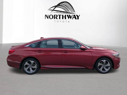 Used 2018 Honda Accord EX-L image 2