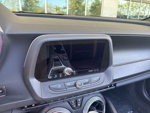 Used 2020 Chevrolet Camaro SS image 7