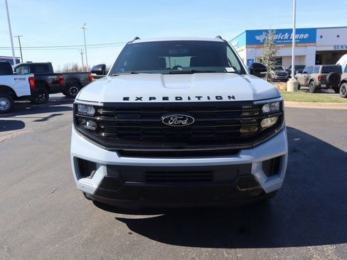 New 2026 Ford Expedition Max Platinum w/ Stealth Appearance Package image 10