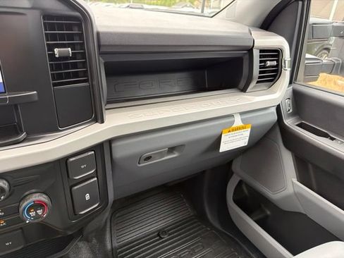 New 2026 Ford F550 4x4 Regular Cab Super Duty image 16