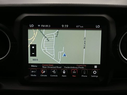 Used 2020 Jeep Wrangler Unlimited Sahara AWD/4WD image 19