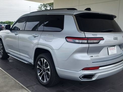 Used 2023 Jeep Grand Cherokee L Overland w/ Rear Seat Video Group I image 8