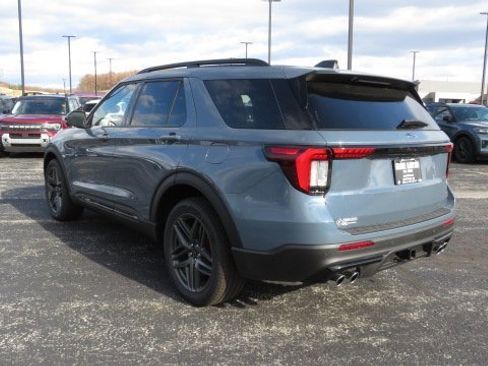 New 2026 Ford Explorer ST image 5