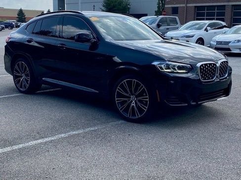 Used 2023 BMW X4 xDrive30i w/ M Sport Package AWD/4WD image 8