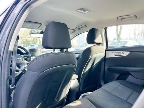 Certified 2023 Kia Forte LXS image 25