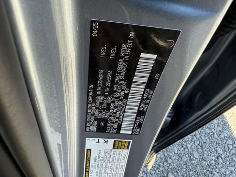 Used 2025 Lexus RZ 450e image 30