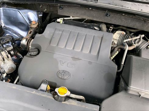 Used 2014 Toyota Highlander XLE AWD/4WD image 31