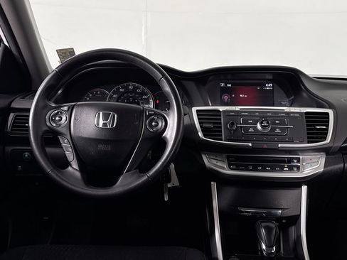 Used 2015 Honda Accord Sport image 10