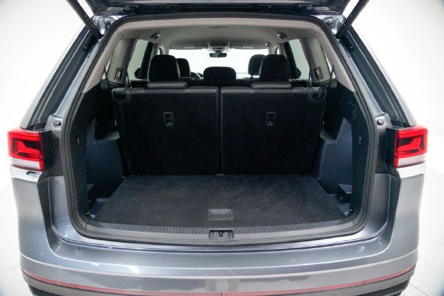 Used 2024 Volkswagen Atlas SE AWD/4WD image 10