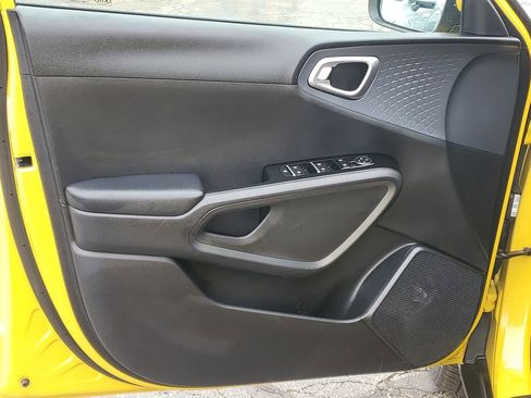 Used 2020 Kia Soul EX FWD image 9