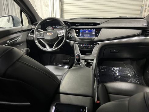 Used 2024 Cadillac XT6 Luxury FWD image 16
