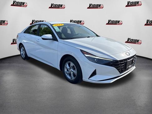 Used 2023 Hyundai Elantra SE FWD image 7