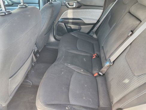 Used 2025 Jeep Compass Sport image 27