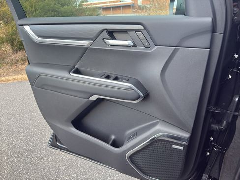 New 2026 GMC Acadia Elevation w/ Elevation Premium Package image 9