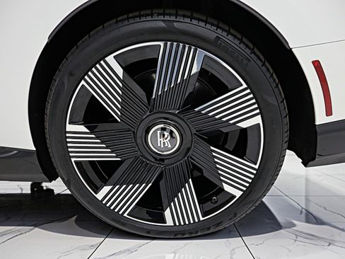 Used 2026 Rolls-Royce Spectre AWD/4WD image 43