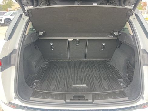 Used 2023 Land Rover Range Rover Evoque S image 6