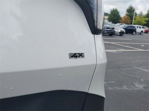 New 2026 Kia Sportage EX w/ EX Panorama Roof Package image 8