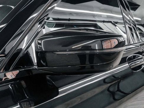 Used 2022 BMW 750i xDrive w/ Executive Package image 49